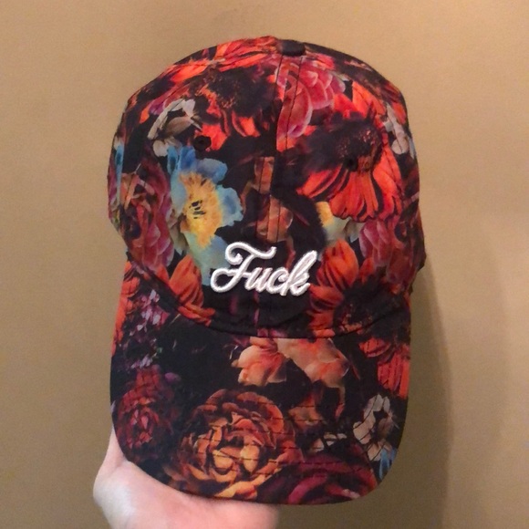 Hat - Picture 1 of 3